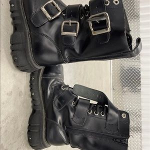 COMBAT BOOTS FOR SALE